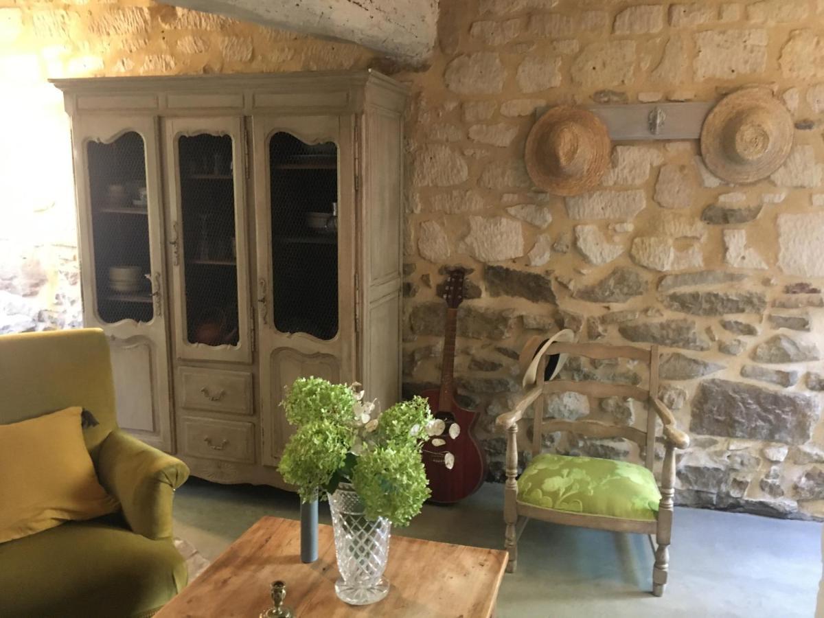 maison bohème Rou-Marson Extérieur photo