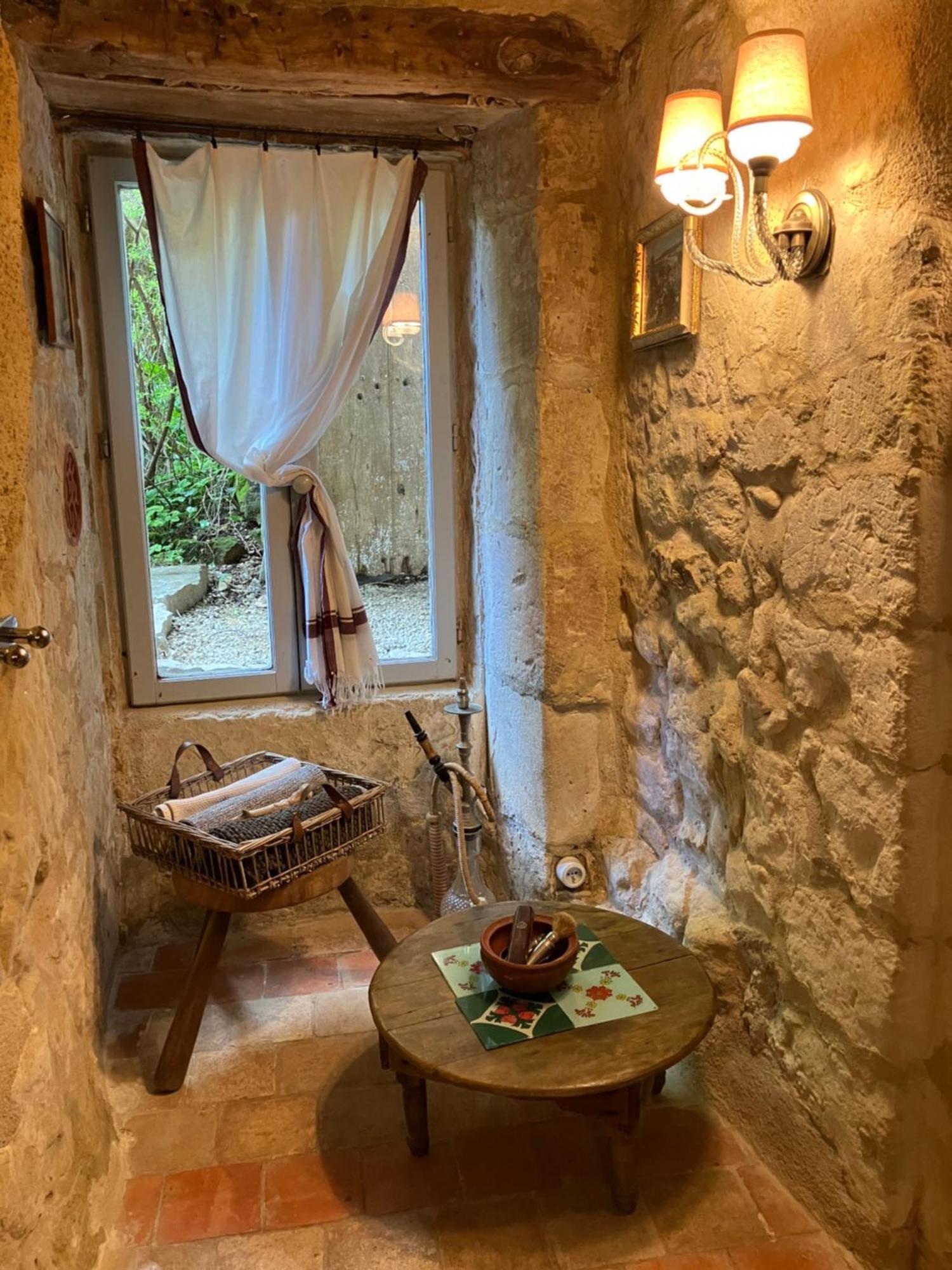 maison bohème Rou-Marson Extérieur photo
